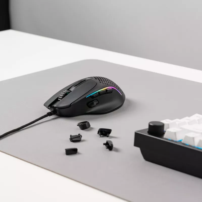 Glorious Gaming Glorious Model IV2 Wired - zwart, rechtshandig, optisch, USB Type-A, 26000 DPI, zwart