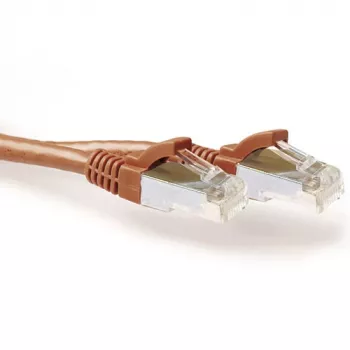 ACT bruine 25,00 meter SFTP CAT6A patchkabel met rastongbescherming en RJ45-stekkers