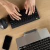 Ergonomisch toetsenbord R-Go Tools R-Go Compact Break, compact toetsenbord met pauzesoftware, AZERTY (FR), Bluetooth, zwart
