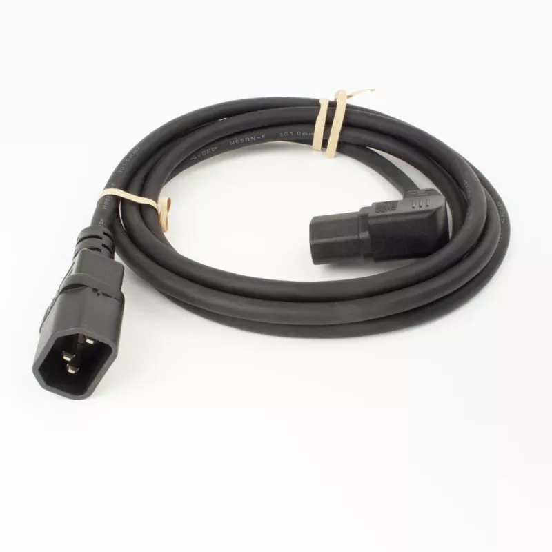 ACT stroomkabel C14 - C15 (haaks rechts) IEC60320 zwart 0,6 m