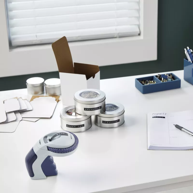 Dymo Omega embosser labelmaker, 9 mm