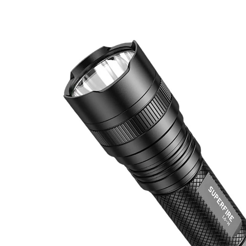 Zaklamp Superfire L6-H — handzame LED-zaklamp 900 lm, 15 W
