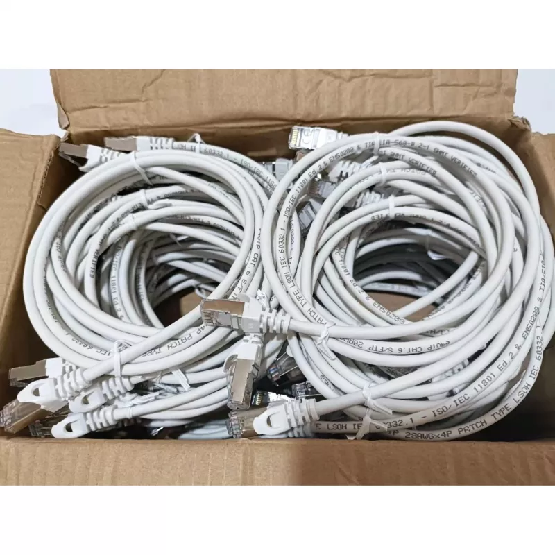 Equip 635510 Cat.6 S/FTP LSZH patchkabelset, RJ-45, 1 m, wit, 40 stuks
