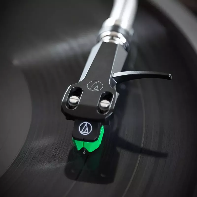 Audio-Technica AT-VM95E/H element met AT-HS6BK headshell voorgemonteerd (zwart/groen)