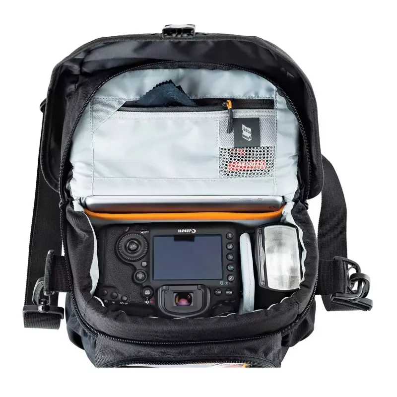 Schoudertas Lowepro Nova 170 AW II