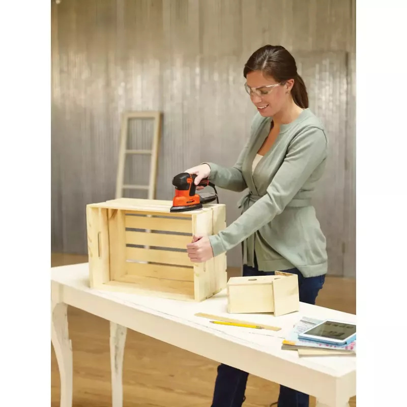 Draagbare excenterschuurmachine Black & Decker KA2000-QS