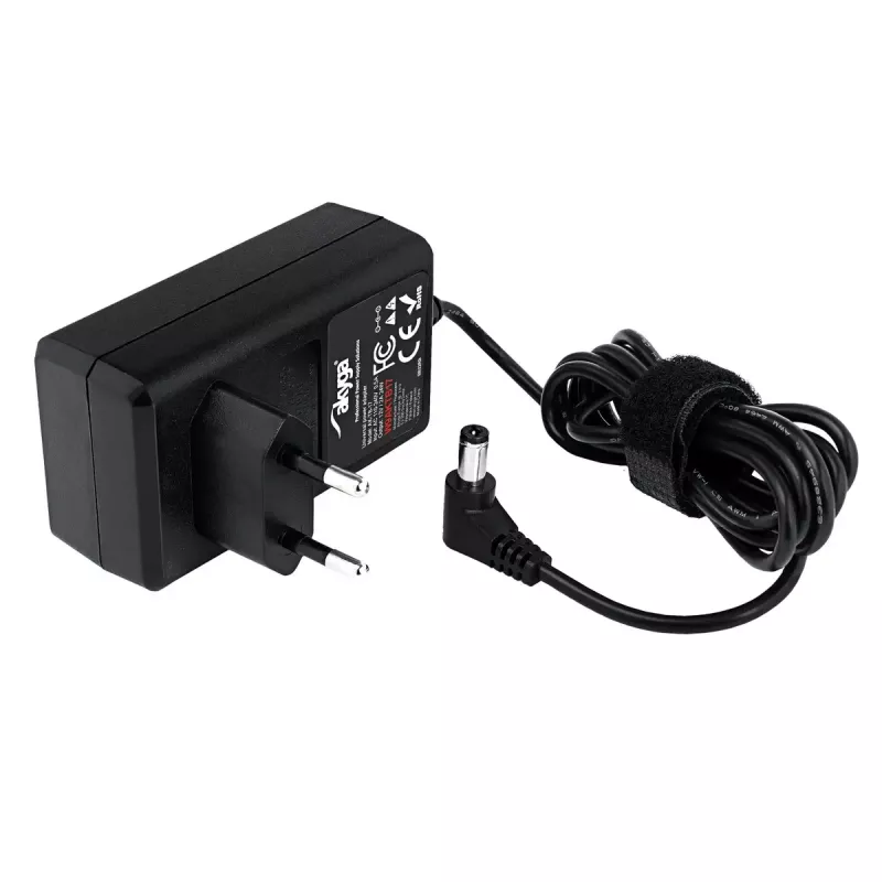 Akyga AK-TB-17 universele voeding, 12 V, 2 A, 24 W, 5,5 x 2,1 mm, 1,4 m