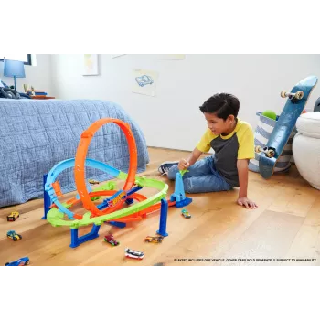 Hot Wheels Action Loop Cyclone Challenge banenset met speelgoedauto op schaal 1:64, eenvoudige opberging