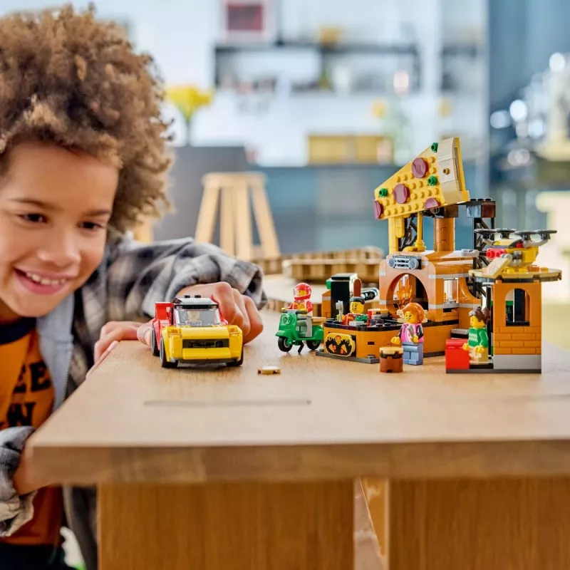LEGO City 60496 Pizzabezorgservice met voertuigen (494 onderdelen)