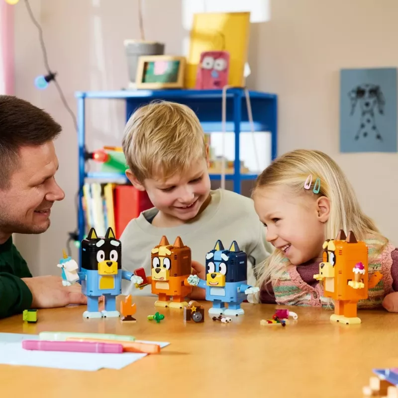 LEGO Bluey 11217 Bluey-familie van steentjes (466 onderdelen)