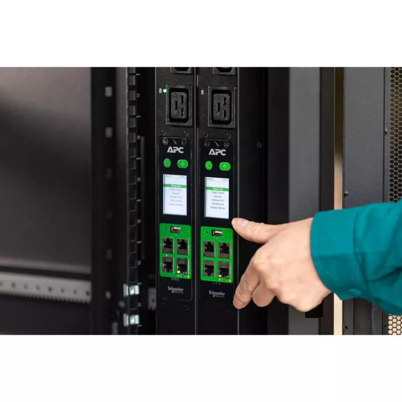 APC EasyPDU EPDU2232M metered rack PDU 32A 230V 24 stopcontacten