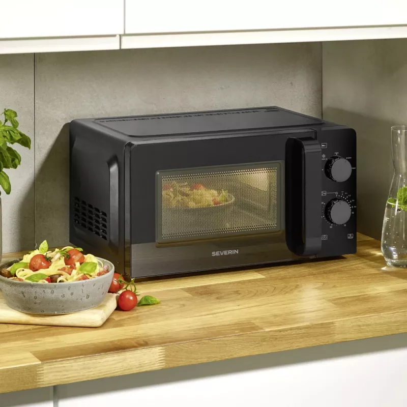 SEVERIN MW 7580 Solo magnetron 20 L 700 W wit
