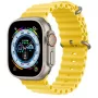 Apple Watch Ultra GPS + Cellular, 49mm titanium behuizing met gele oceaanband