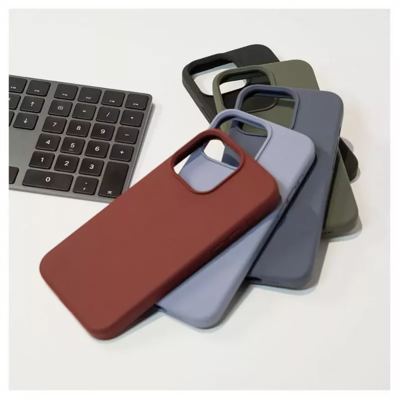 Evelatus Apple iPhone 15 premium soft touch silicone hoesje Rumored
