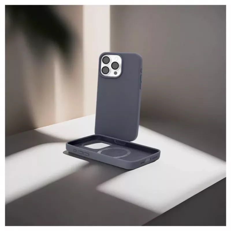 Evelatus Apple iPhone 15 Pro premium MagSafe soft touch silicone hoesje Midnight Blue