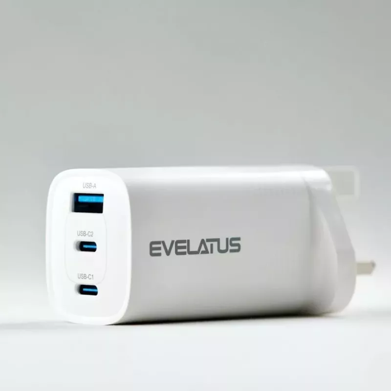 Evelatus 65W Max snellader UK USB-C1/USB-C1/USB-A wit