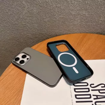 Evelatus Apple iPhone 16 PC NeoCase met MagSafe Bruin