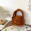 LEAN TOYS Capybara pluchen tas met roos bruin 20cm