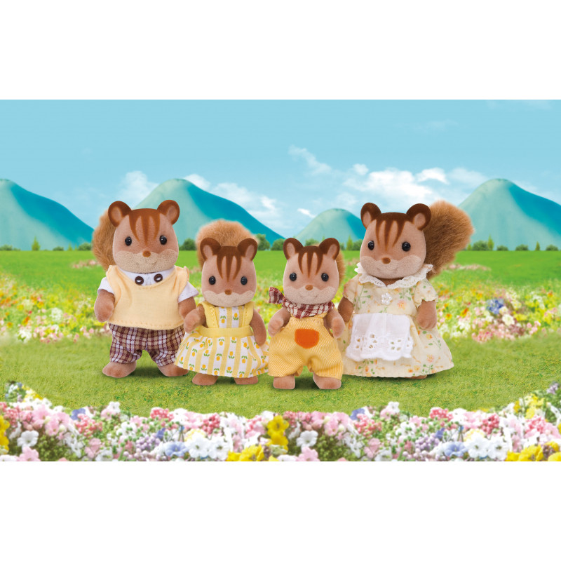 Epoch Sylvanian Families walnoot-eekhoornfamilie figurenset