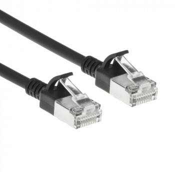 ACT zwarte 0,5m LSZH S/FTP CAT7 slimline patchkabel snagless met RJ45-aansluitingen (DF7900)