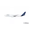 Plastic model vliegtuig REVELL Airbus A330-300 Lufthansa schaal 1:144