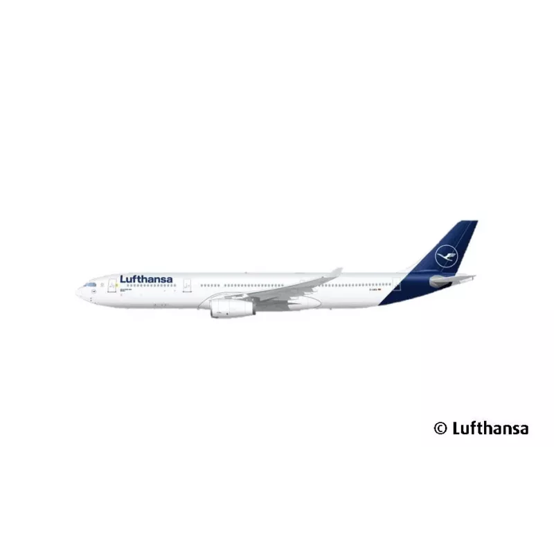 Plastic model vliegtuig REVELL Airbus A330-300 Lufthansa schaal 1:144