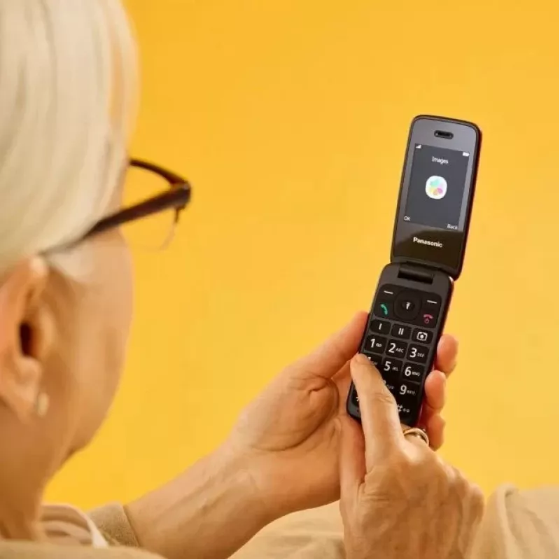 Panasonic KX-TU410EXB mobiele telefoon klaptelefoon zwart