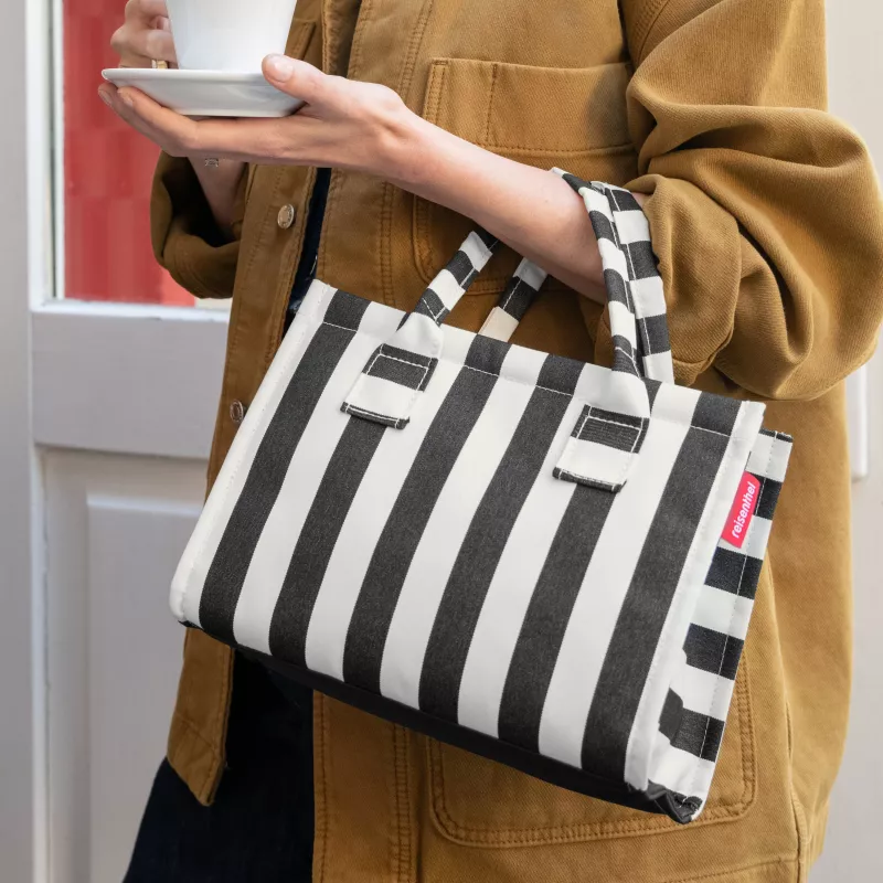 Reisenthel dailyshopper XS summerstripes zwart