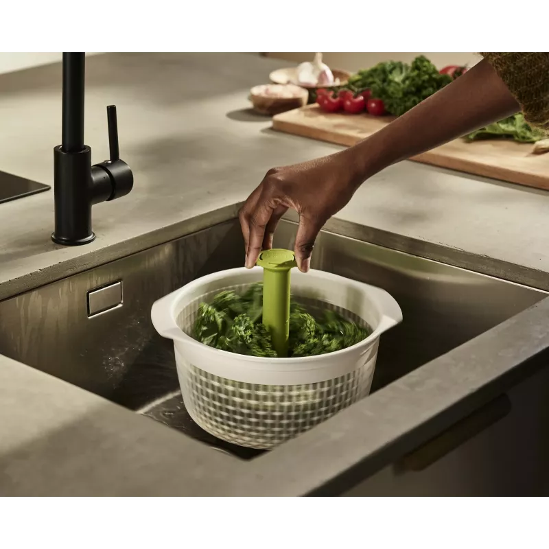 Joseph Joseph Spindola groene in-sink saladespinazie vergiet