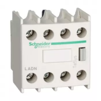 APC LADN40 Cat5e ethernet-netwerkkabel - 40 ft (12,19 m) - meerkleurig - snagless molded UTP