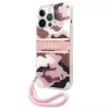 Guess Camo Strap Collection Hard Case voor Apple iPhone 13 Pro / iPhone 13, roze