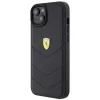 Ferrari FEHCP15MRDUK iPhone 15 Plus / 14 Plus 6,7 inch zwarte hardcase quilted metalen logo