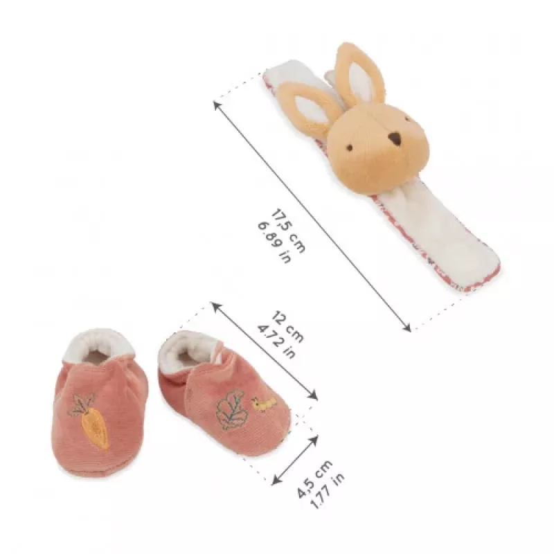 Kaloo 2-in-1 cadeauset konijn (rammelaar + booties) Petites Chansons collectie