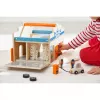Janod Houten Garage met Figuren en Openingsmechanisme Cross Roads 2+