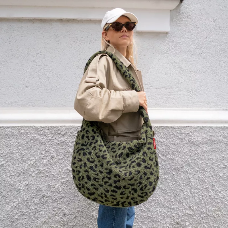 Reisenthel Moonbag Teddy Leo Olive schoudertas crossbody bag