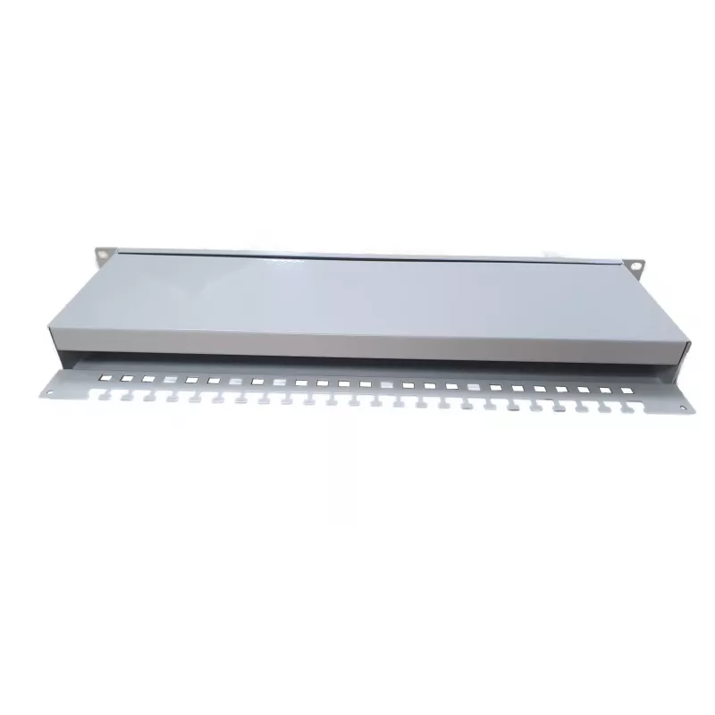 EFB Elektronik deels bezette breakout-box met 24 LC-duplex koppelingen OM3