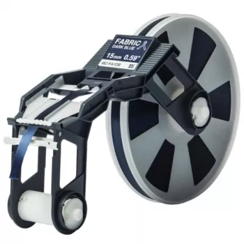 Brother MCFA1DB strijkbaar etiketband van stof - donkerblauw op wit - 15 mm x 3 m