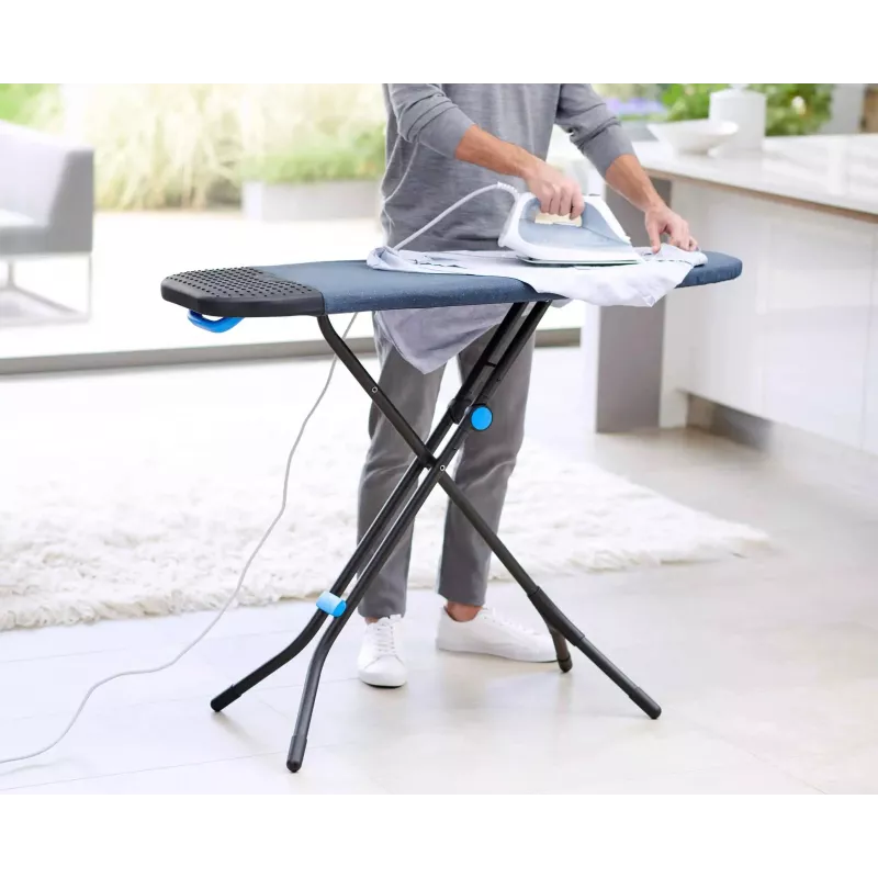 Joseph Joseph Glide Plus 130cm blauw strijkijzer met Easy-store en geavanceerde hoes