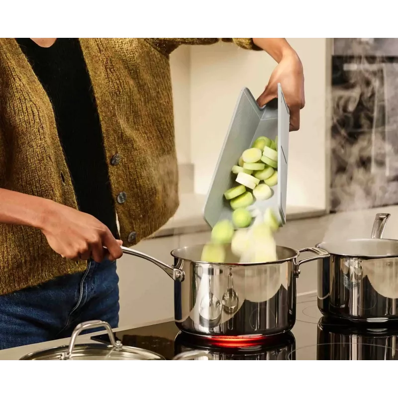 Joseph Joseph Chop2Pot Plus blauwe opvouwbare snijplank