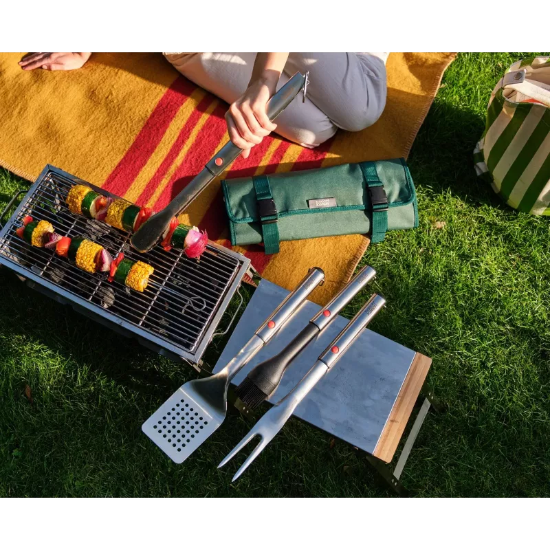 Joseph Joseph GrillOut Black siliconen bbq-kwast met uitschuifbare steel