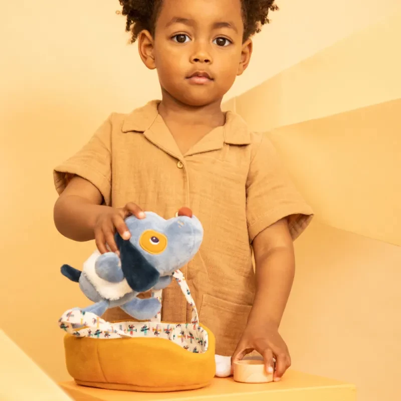 Lilliputiens Jules de hond pluche activiteitenspeelset met mand en accessoires, 12m+