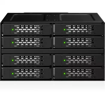 ICY DOCK ToughArmor MB508V5P-B 8-bay 2,5 inch U.2/U.3 NVMe SSD/HDD volledig metalen backplane-module
