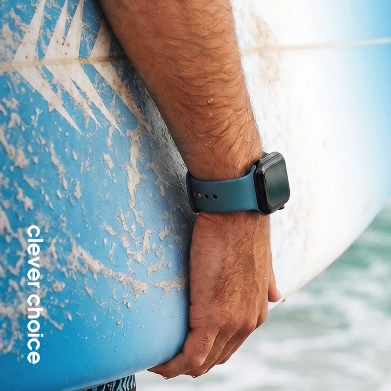 Crong Liquid Silicone Watch Strap voor Apple Watch 38/40/41/42 mm - marineblauw