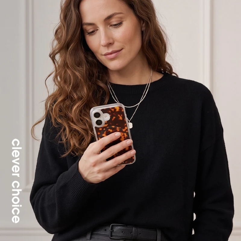 Crong Deluxe MAG Cover - hoesje voor iPhone 17 MagSafe (schildpad)