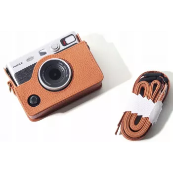 LOVEINSTANT 5-in-1 kit: beschermhoes + gehard glas + 64-vaks fotoalbum + fototasje + fotolijstjes voor Fuji Instax Mini Evo / bruin
