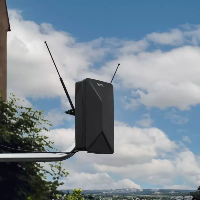 VAYOX VA0248 indoor/outdoor DVB-T/T2 4K-antenne met versterker en LTE 4G-filter