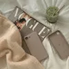 Tech-Protect Silicone MagSafe-hoes voor Apple iPhone 16E / 17E - chocoladebruin