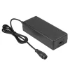 Akyga AK-EV-21 e-scooter-oplader voor 60V Li-Ion-accu's (16S), 67,2 V, 1,75 A, 118 W, LP16-stekker, 1,2 m