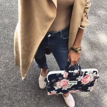 Canvaslife 15-16 Navy Rose laptop sleeve hoes