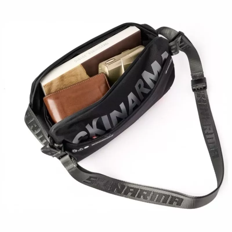 SKINARMA crossbody tas Fardel zwart
